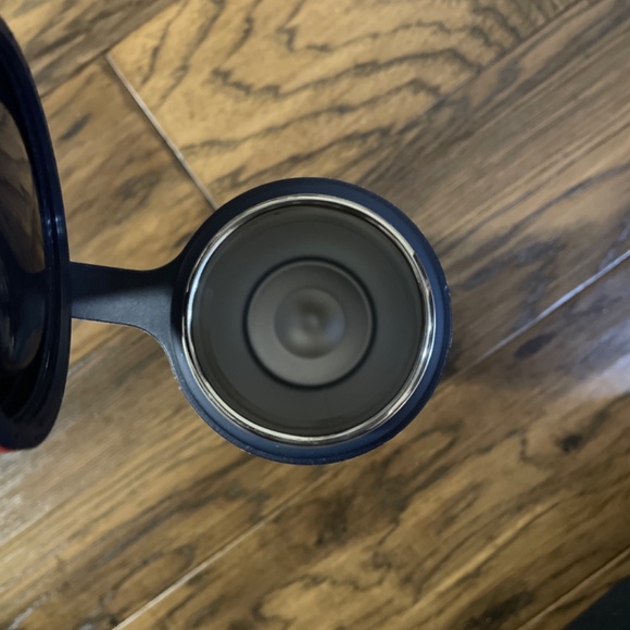 Herschel navy water bottle 18oz 530ml - Picture 8 of 14